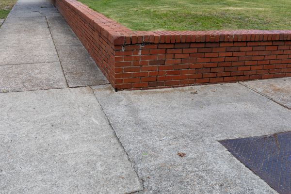Brick Retaining Wall Repair in Leesburg